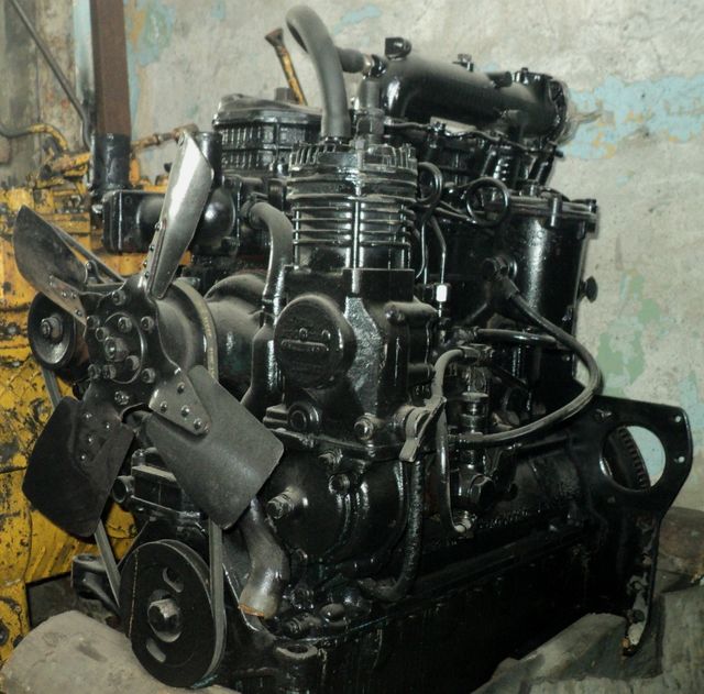 Двигатель Д240